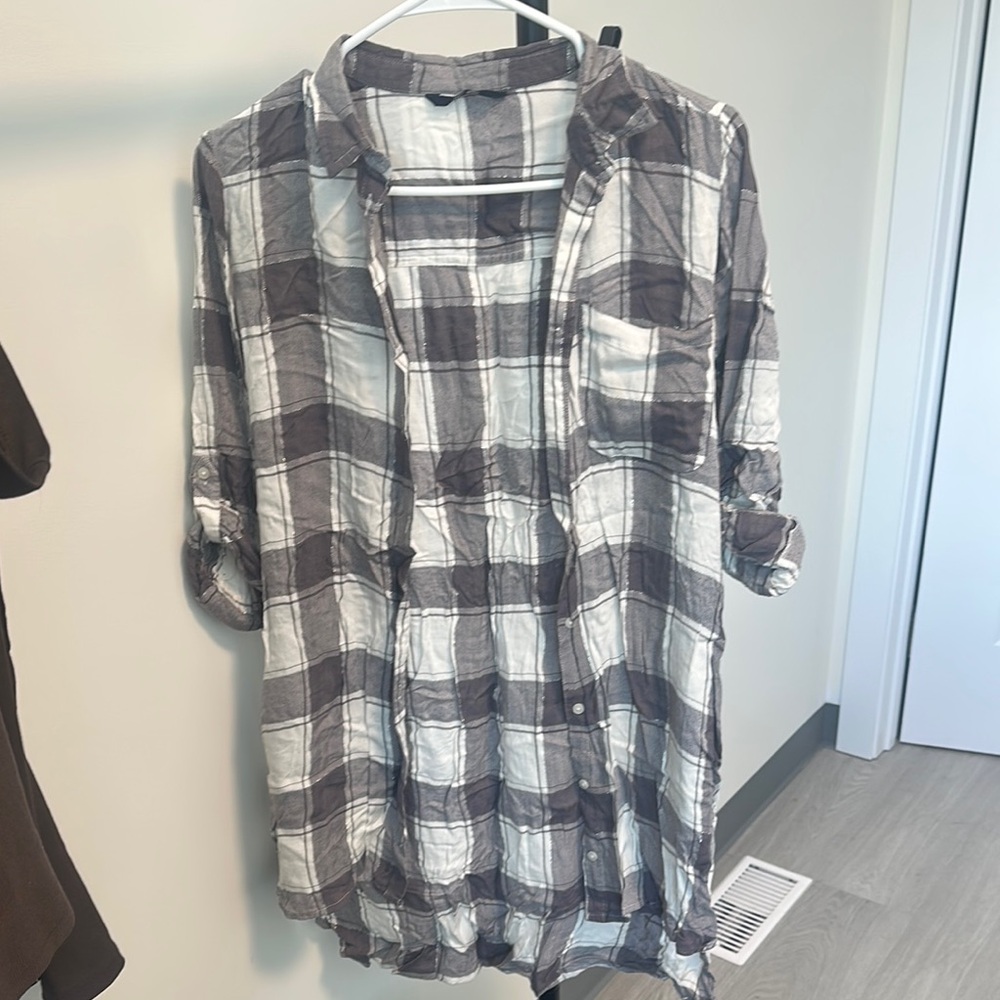 Women’s Plaid Shirt - Gray and White